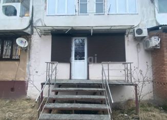 Продам двухкомнатную квартиру, 40 м2, Владикавказ, Иристонская улица, 43