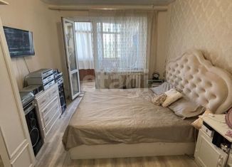 Продается 3-комнатная квартира, 65.5 м2, Симферополь, улица Маршала Жукова, 35, Железнодорожный район