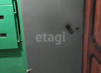 Продаю четырехкомнатную квартиру, 61.2 м2, Мыски, улица Вахрушева, 27