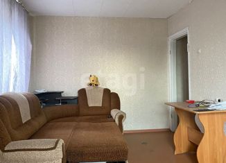 Продажа 2-комнатной квартиры, 44 м2, Черногорск, улица Дзержинского, 4