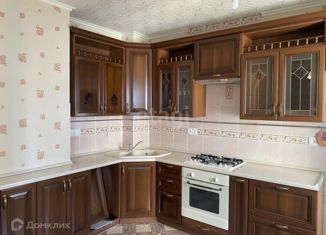 Продаю четырехкомнатную квартиру, 73.9 м2, Ухта, улица Дзержинского, 29