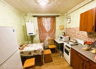 Продаю двухкомнатную квартиру, 51.3 м2, поселок городского типа Новофёдоровка, Севастопольская улица, 18