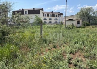 Земельный участок на продажу, 12 сот., поселок городского типа Новофёдоровка, улица Дегтярёва