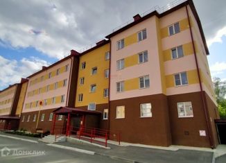 Продам 3-ком. квартиру, 68 м2, Дегтярск, Клубная улица, 3