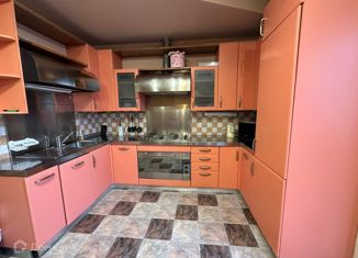 Аренда 2-комнатной квартиры, 100 м2, Минеральные Воды, Горская улица, 3