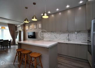 Продается четырехкомнатная квартира, 128 м2, Красноярск, улица Партизана Железняка, 19В, ЖК Перья