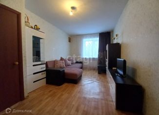 Продам 1-комнатную квартиру, 35.5 м2, посёлок городского типа Белые Берега, улица Ромашина, 3