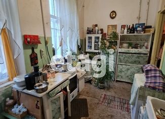 Продам 3-ком. квартиру, 79.1 м2, Санкт-Петербург, 19-я линия Васильевского острова, 14/54, 19-я линия Васильевского острова