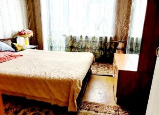 Продается четырехкомнатная квартира, 61.8 м2, Орловская область, Пионерская улица, 21