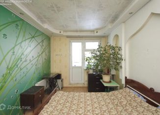 Продам 4-комнатную квартиру, 90.8 м2, Москва, Изюмская улица, 61, станция Бутово