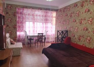 Продам 2-комнатную квартиру, 45.5 м2, Краснодарский край, улица Цюрупы, 32