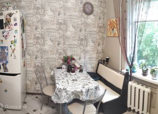 Продаю двухкомнатную квартиру, 49.5 м2, Владимир, улица Растопчина, 45А, район Доброе