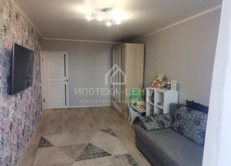 Продам двухкомнатную квартиру, 43.3 м2, посёлок Новоомский, 2-й Огородный переулок, 1А