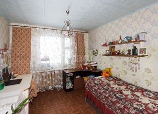 Продается 3-комнатная квартира, 66.6 м2, село Новокаменское, Молодёжная улица, 2