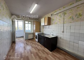 Продаю 2-ком. квартиру, 48.1 м2, село Батырево, улица Мичурина, 18