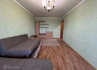 Продам 2-ком. квартиру, 43.5 м2, город Саяногорск, микрорайон Советский, 28