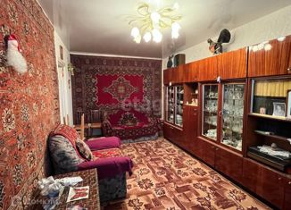 Продается 2-комнатная квартира, 40.7 м2, Дзержинск, проспект Ленинского Комсомола, 16
