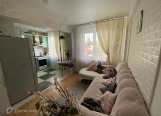 Продаю 4-комнатную квартиру, 70 м2, Краснодар, улица Гидростроителей, 18, микрорайон Гидрострой