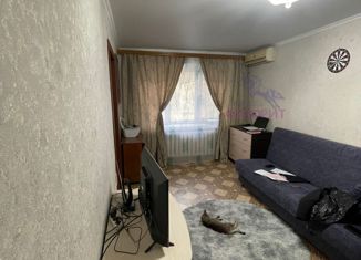 Продажа двухкомнатной квартиры, 42 м2, Новотроицк, улица Комарова, 4
