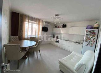 Сдается в аренду 5-комнатная квартира, 160 м2, Красноярск, улица Урванцева, 10