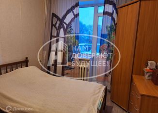 Продам 2-ком. квартиру, 42.5 м2, Краснокамск, улица Ленина, 7
