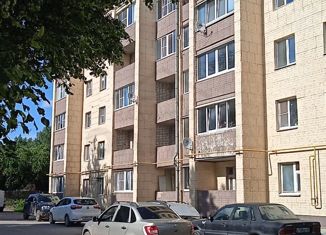 Продается трехкомнатная квартира, 78.7 м2, Калужская область, Шахтёрская улица, 2
