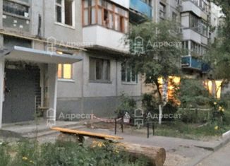 Продается трехкомнатная квартира, 63.1 м2, Волгоградская область, улица Автомобилистов, 6