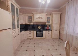 Продаю дом, 300 м2, село Адиюх, улица Бадыноко