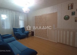 Продам 2-ком. квартиру, 50.7 м2, Орск, улица Докучаева, 52А