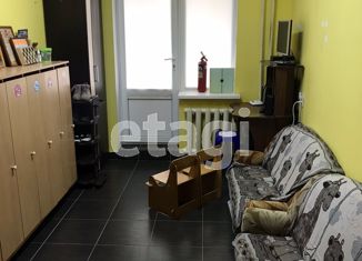 Пятикомнатная квартира на продажу, 107 м2, Белгородская область, проспект Ватутина, 10А