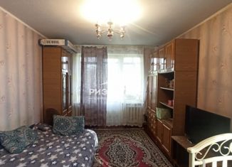 Продается двухкомнатная квартира, 45 м2, Брянская область, улица Бузинова, 3