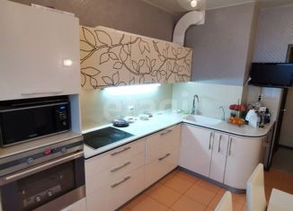 Продаю трехкомнатную квартиру, 73 м2, Новосибирск, улица Дениса Давыдова, 12, улица Дениса Давыдова