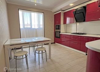 Сдам в аренду двухкомнатную квартиру, 65 м2, Славянск-на-Кубани, Батарейная улица, 381/6