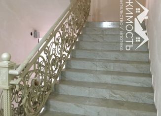 Продается 3-комнатная квартира, 120.9 м2, Беслан, улица имени Заура Джибилова, 19