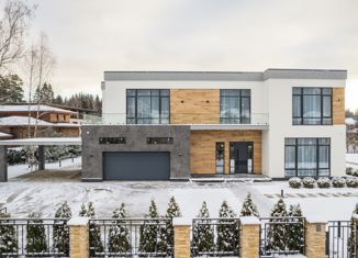 Продаю дом, 900 м2, деревня Каменка