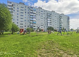 Продажа трехкомнатной квартиры, 49.2 м2, Омская область, Крутогорская улица, 21