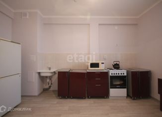 Сдам 5-ком. квартиру, 141 м2, Новый Уренгой, микрорайон Строителей, 4