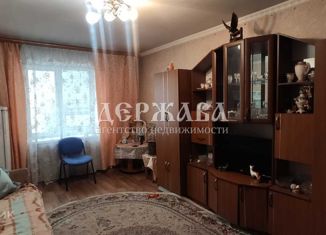 Продаю 1-ком. квартиру, 36 м2, Старый Оскол, микрорайон Приборостроитель, 54к2