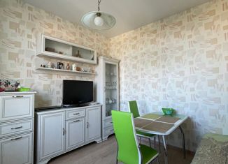 Продам трехкомнатную квартиру, 55.1 м2, Москва, Каширское шоссе, 7к1, метро Нагорная