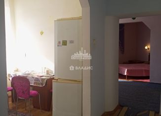 Продаю 2-комнатную квартиру, 45.6 м2, Керчь, Советская улица, 1