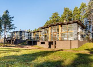 Дом на продажу, 3060 м2, посёлок Солнечное, улица Танкистов, 2Б
