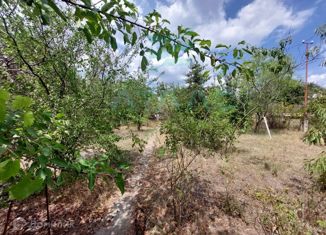 Земельный участок на продажу, 4.95 сот., посёлок городского типа Молодёжное, Уютная улица