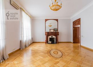 Аренда 4-ком. квартиры, 180 м2, Москва, улица Петровка, 24с3, улица Петровка