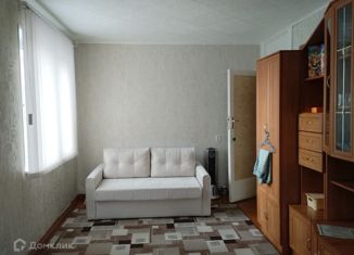 2-комнатная квартира на продажу, 43.7 м2, Челябинская область, улица Дзержинского, 101