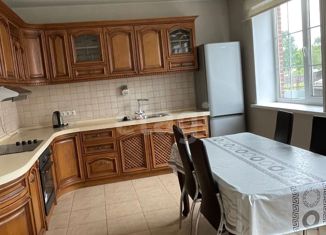 Сдаю дом, 200 м2, посёлок Трудовое, улица Лермонтова