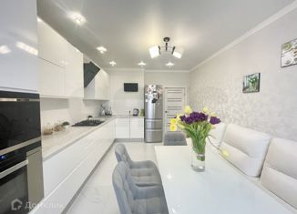 3-комнатная квартира на продажу, 105.4 м2, деревня Варваровка, деревня Варваровка, 1