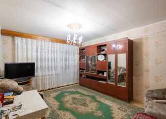 Четырехкомнатная квартира на продажу, 73.1 м2, поселок Нефтебаза, Центральная улица, 5