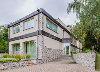 Продаю дом, 700 м2, деревня Веледниково