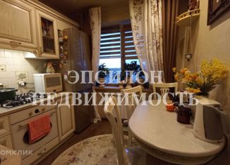 Продаю 2-комнатную квартиру, 47 м2, Курская область, улица Гагарина, 25