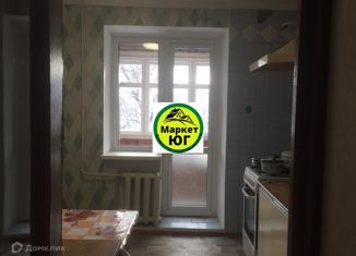 3-комнатная квартира на продажу, 66 м2, поселок городского типа Ахтырский, улица Ленина, 13